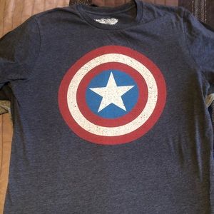 Captain America T-shirt